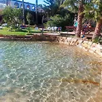 Sunset Lagoon House 营地 拉戈阿