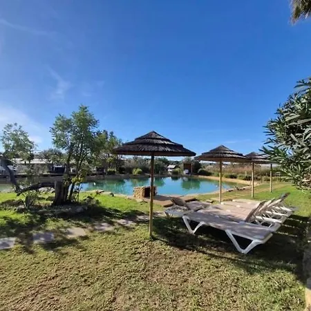 Sunset Lagoon House Лагоа